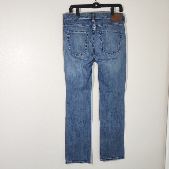 Abercrombie & Fitch Kennan Straight Stretch Jeans, Medium Light Wash 31w32 - Picture 5 of 11